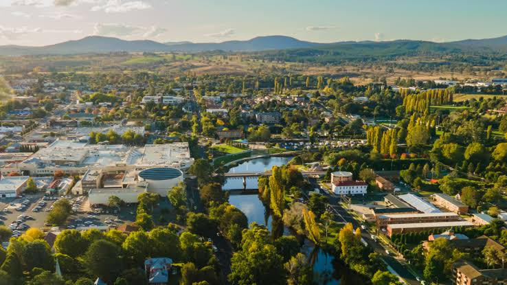 Aerial view of Queanbeyan, NSW